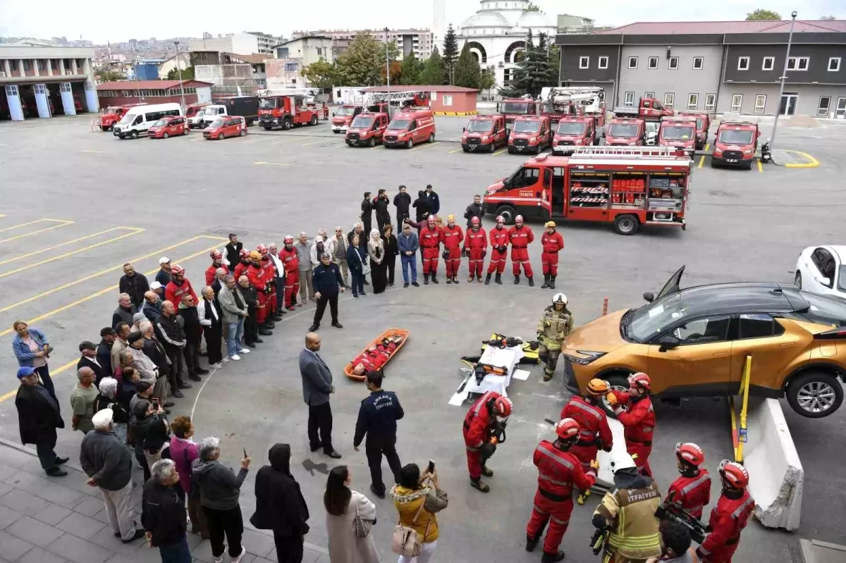 Ankara İtfaiyesi’nden Emekli Lokali Üyelerine Yangın Eğitimi